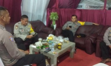 Kapolsek Sukaraja Gelar Buka Puasa Bersama Dengan Anggota Pospam dan Jajarannya