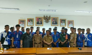 Pelepasan 11 Atlit Voly Ball Pesibar Yang Ikut Pertandingan Wali kota Cup Usia 17  Tahun