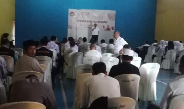 Persatuan Guru Republik Indonesia  (PGRI) adakan halal bil halal di Kecamatan  Kotabaru