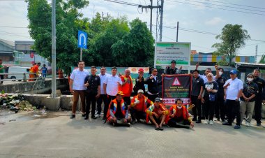 Amphibi Bersama Karangtaruna se-Wilayah kecamatan bekasi timur , Gelar Aksi Peringatan Hari Air Sedunia Ke-31