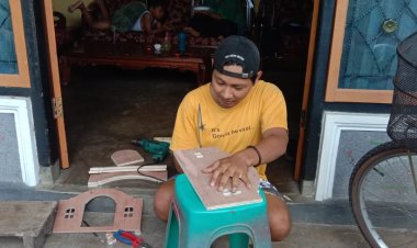 Kreatifitas Warga Kota Metro Pembuat Gufon Burung Merpati Butuh Dukungan Dari Pemkot Metro