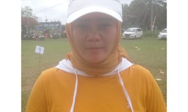 Gebyar Senam Bersama Lurah Adipuro Dan Pesenam Srikandi Berbagi Sembako