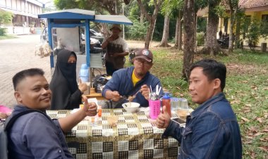 Jika ke setadion 24, tidak cicip mie ayam, Mas ses loper ,bisa ngiler.