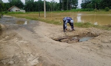 Setelah di beritakan oleh media, Jembatan ini di ukur, "masyarakat minta segera di bangun."
