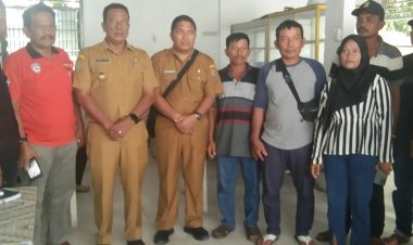 Puluhan Warga Desa Panca Arga Minta Kadis PUTR Asahan, Tinjau Jalan Yang Rusak Parah
