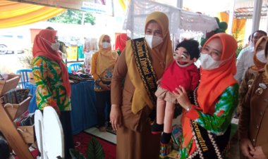 Bunda Literasi Kota Metro Menghadiri Kegiatan Peringatan Hari Kunjungan Perpustakaan Tahun 2022