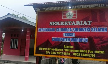 Prosesi Adat Warnai Peresmian Sekretariat Baru KKSS Waropen, Ruben Y. Rumboisano Telah Mengembalikan Budaya yang Dilupakan Warga Sulsel di Rantau