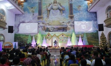 Lewat Perayaan Natal GBI Jemaat Filadelfia Serui, Pemda Yapen Ajak Mempererat Persaudaraan dan Persatuan