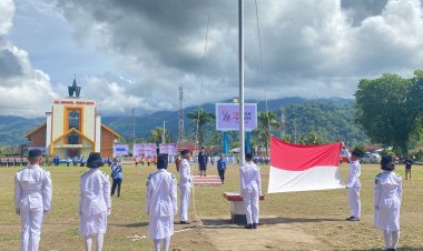 Sekda Yapen Pimpin Upacara dan Sampaikan Amanat Kemenpora pada HUT Sumpah  Pemuda Ke-94