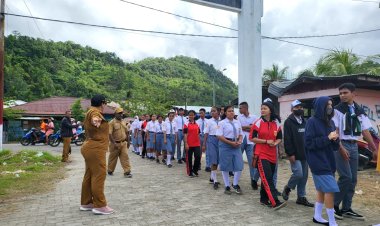 Info Menarik..! Direktorat Pendaftaran Penduduk Ditjen Dukcapil Kemendagri Bakal Hadir Mengikuti Upacara Peringatan HUT RI Ke-77 bersama Masyarakat Yapen
