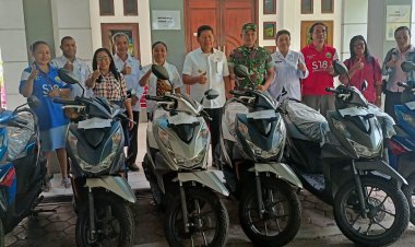 Support Peningkatan Pelayanan Gereja, Pemkab Yapen kembali Salurkan Bantuan 6 Motor Honda, 2 Motor Tempel Yamaha 40 PK