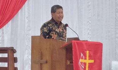 100 Tahun berdirinya GKI Imanuel Serui Kota, "Selain History, Program Gereja Harus Lebih Kreatif dan Inovatif" pesan Bupati Kepulauan Yapen 