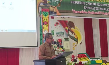 Hadiri Harlah Muslimat NU Ke-76, Bupati Kepulauan Yapen : Muslimat NU Harus Dapat Menjaga Kerukunan Hidup Beragama di Tengah-tengah Masyarakat