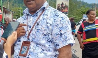 Adakan Pasar Ramadhan 2022, BRI Unit Serui Kota Kenalkan Transaksi Layanan QRIS di BRImo