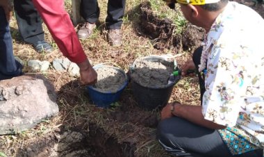 Kepala Distrik Windesi Mewakili Bupati Kepulauan Yapen Hadiri Peletakan Batu Pertama Pembangunan Gereja GKI Effata Haropang Klasis Yapen Utara
