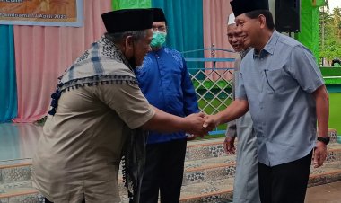 Bupati Tonny Tesar Beserta Jajaran Forkopimda Kabupaten Kepulauan Yapen, Hadiri Acara Safari Ramadhan 2022 di Masjid Al-Hikmah Panduami Distrik Kosiwo