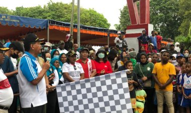 "Segera Ikut VAKSIN" Ajak Bupati Tonny Tesar kepada Peserta Jalan Santai (Fun Walk) Berhadiah