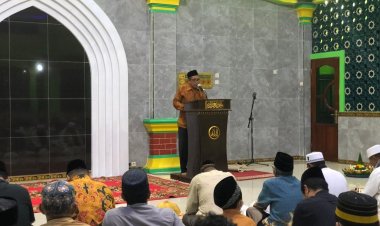 Hadiri Peringatan Isra’ Mi’raj dan Syukuran Pemakaian Lantai 2 Mesjid Nurul Huda, Bupati Tonny Tesar Pesan Tingkatkan Keimanan dan Ketaqwaan