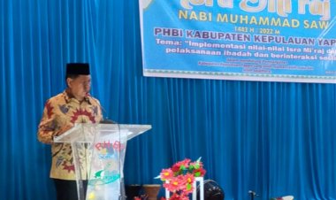 Bupati Tonny Tesar Hadiri Pelaksanaan Isra’ Mi’raj Nabi Muhammad SAW 1443 H di GSB Darussalam Serui