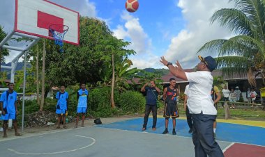 15 Tim Ramaikan Tournament Basketball Competition HUT ke-53 Kab. Kepulauan Yapen, ini Pesan Yohanis G. Raubaba