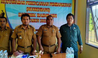 Buka Musrenbang Distrik Raimbawi Tahun 2022, Begini Arahan Bupati Tonny Tesar
