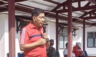 Penanaman 53 Pohon Bunga Bersama Bupati Tonny Tesar, tandai Kegiatan Perdana HUT Ke-53 Kepulauan Yapen