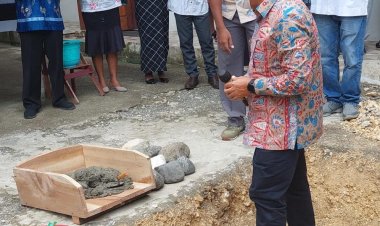 Peletakan Batu Pertama Tandai Pembangunan Rumah Pastori GKPMI El-Shaddai
