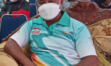 "Itu Tidak Benar" Ketua DPRD Yohanes G. Raubaba, S.Sos membantah Pemberitaan Sepihak, menyebut dirinya melanggar Protokol Kesehatan di Masa Pandemi