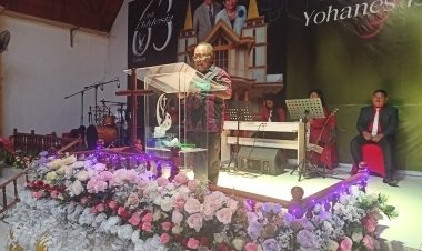 "HUT-GPdI ke-63 sebagai Sarana Introspeksi Bagi Jemaat GPdi Ekklesia" dalam Sambutan Wakil Bupati Frans Sanadi