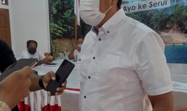 Bupati Ajak Mari Kita Vaksin, dan Tegaskan “Kalau Tidak Mau Vaksin Boleh Adu Kesaktian antara Tubuh Kita dengan Virus Hidup”