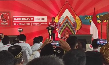 Joko Widodo Ajak Relawan Projo Tetap Bersabar dan Tak Tergesa-gesa Dalam Menentukan Arah Dukungan Politik 2024 Mendatang