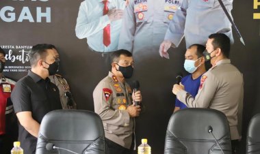 Polda Jateng Ungkap Kasus Peredaran Minyak Goreng Kemasan Tanpa Ijin Edar di Banyumas. 14 Ton Barang Bukti Disita