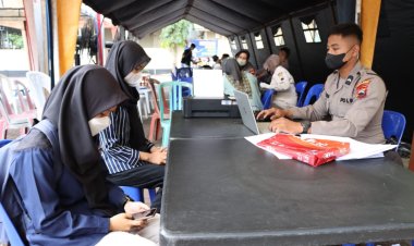 Polres Banjarnegara Arahkan Pemohon SIM dan SKCK yang Belum Vaksin untuk Lakukan Vaksinasi