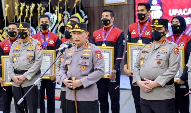 Kapolri Berikan Penghargaan ke Atlet Polri yang Sumbang Medali untuk Indonesia di Sea Games