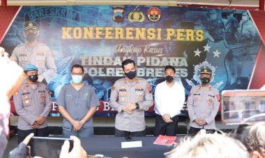 Kapolres Brebes Bersama Dokter Berikan Informasi Terkini Terkait Pembunuh Anak Kandung di Tonjong Brebes