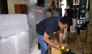 Polda Jateng Tangkap Penjual Migor Curah dalam Kemasan Premium Palsu