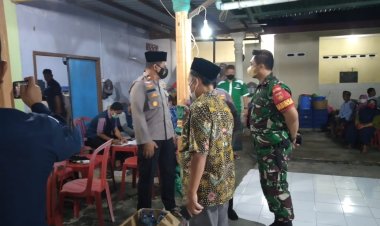 Sukseskan Percepatan Vaksinasi Covid 19, Babinsa Wonosari Dampingi Vaksin Warga Binaan