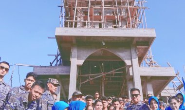 Gereja Sion Daeo Majiko Dapat Bantuan  Yang Distribusikan  Oleh Pangkalan TNI-AL Morotai