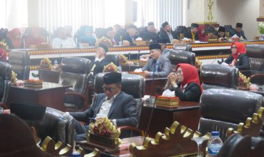 Qomaru, Rapat Paripurna DPRD Kota Metro (Mendengarkan Pidato Kenegaraan Presiden RI dalam Rangka Peringatan HUT ke-78 Tahun 2023 Kemerdekaan RI)