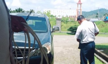 Kepala dinas kesehatan kabupaten seram bagian barat, Dr, Yohanes tapang, hindari Wartawan