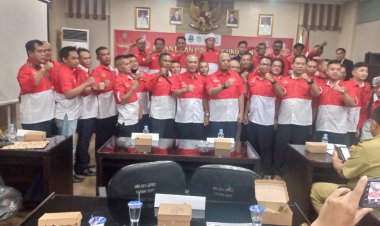 Rohmat Selamat mengucapkan selamat dan sukses PWRI Tasikmalaya semakin berkembang