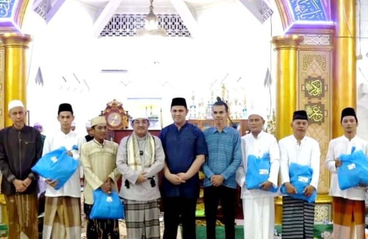 Bupati Tanjabbar Safari Ramadhan ke Masjid Nurul Iman Kualatungkal