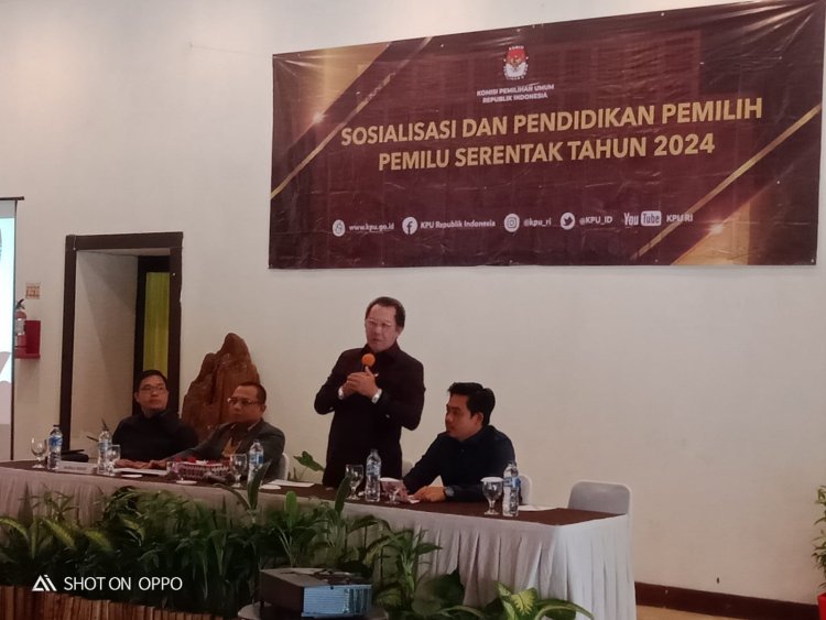 Komisi II DPR RI H.Zulkifli Anwar Bersama KPU RI, Melakukan Sosialisasi Pemilih Cerdas