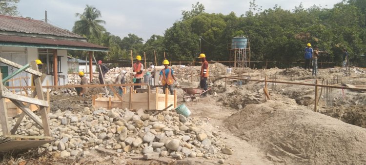 Proyek Pembangunan Masjid Al - Falah PTPN 3 Kebun Sei Dadap, Pengawas Proyek : Gak Perlu Plank Proyek