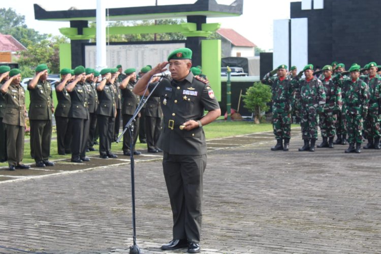 Ziarah Makam Pahlawan Peringati Hari Juang TNI AD
