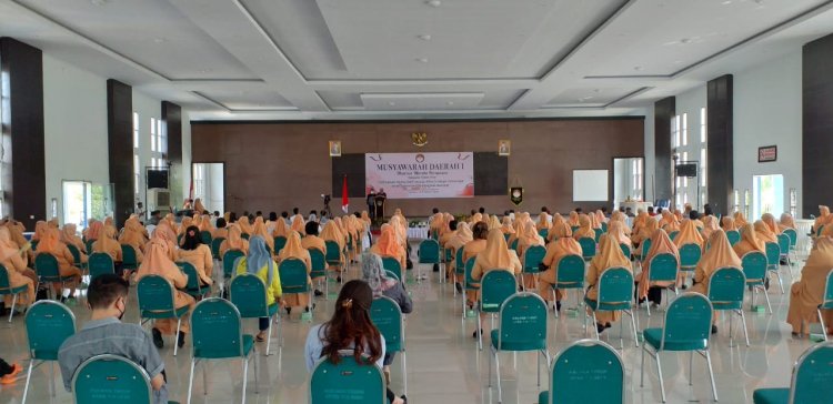Musyawarah Daerah I Dharma Wanita Persatuan Resmi Dibuka Oleh PJ Bupati Kolaka Timur.