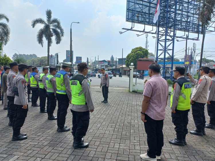 Apel Pengamanan Lintasan RI-2 ke Jakarta dari Ponpes Asnnawi Tanara Serang Banten Ke Jakarta