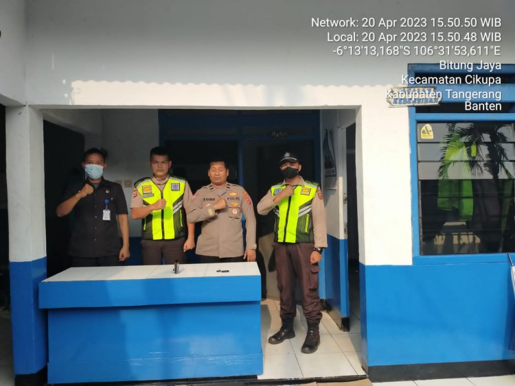 Aipda Tri Iskandar Giat Patroli Dan *Sambang* Kepada PT Mustika Manis Utama/ Yosan Desa Bitung Jaya Bersama Polisi RW