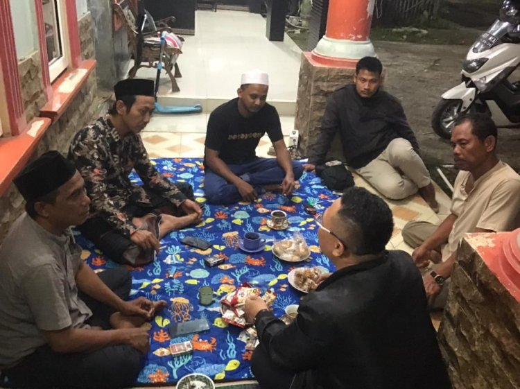 Polisi RW Polsek Cikupa Polresta Tangerang Tekankan Kamtibmas Di Saat Mudik Lebaran