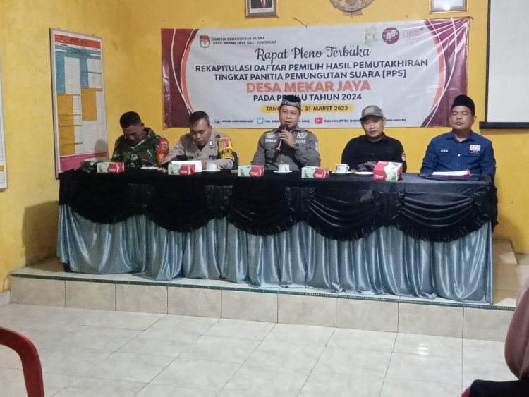 Kades Mekar Jaya  Hadiri Rapat Pleno Terbuka Rekapitulasi Daftar Pemilih Hasil Pemutakhiran Tingkat PPS Desa